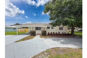 6001 1st St Ne, ST PETERSBURG