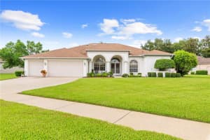 5279 SECRETARIAT RUN, SPRING HILL, FL 34609 Sold 09/04/25