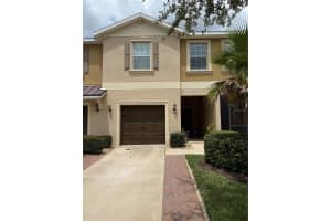 11952 Greengate Dr, HUDSON