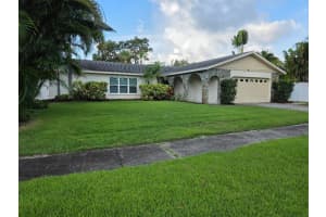 11932 99th Ave Ave N, SEMINOLE