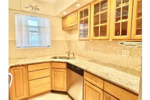 421 WINDRUSH BAY DRIVE, TARPON SPRINGS, FL 34689 - MLS#MFRW7877179