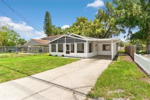 207 DIXIE HIGHWAY, AUBURNDALE, FL 33823 Sold 08/18/25