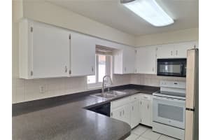 1611 CROMWELL DRIVE, TARPON SPRINGS, FL 34689 Sold 08/08/25