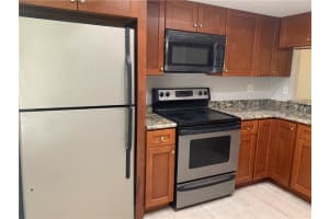 208 PALMETTO CT #208, OLDSMAR, FL 34677 - MLS#MFRW7877305