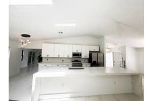 1658 RIDGEWOOD LANE, SARASOTA, FL 34231 - MLS#MFRW7877383