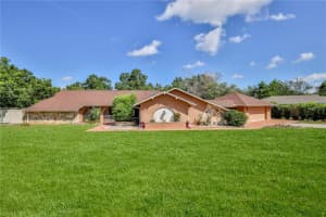 8217 Chaucer Dr, WEEKI WACHEE