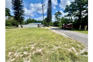 4233 FLORA AVENUE, HOLIDAY, FL 34691 - MLS#MFRW7877565