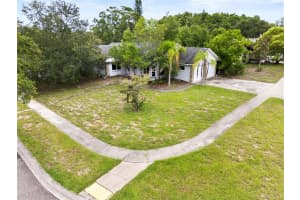 600 IVEY LANE, TARPON SPRINGS, FL 34689 Sold 09/05/25