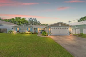 2526 Lake Ellen Ln, TAMPA