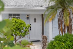 10001 YACHT CLUB DRIVE, TREASURE ISLAND, FL 33706 - MLS#MFRW7878034