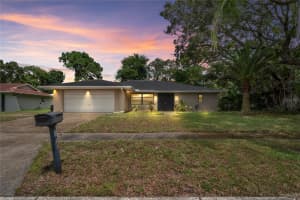 422 TREASURE DRIVE, TARPON SPRINGS, FL 34689 - MLS#MFRW7878101