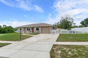 5290 GWEN LANE, SPRING HILL, FL 34609 Sold 11/05/25