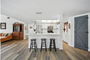 5316 DOMINICA CIRCLE, SARASOTA, FL 34233 Sold 10/07/25