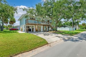 1899 Shore Acres Blvd Ne, ST PETERSBURG