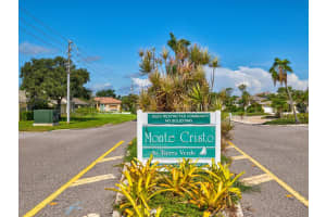 MLS# MFRW7878238, St Petersburg, Florida 33715