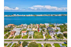 MLS# MFRW7878238, St Petersburg, Florida 33715
