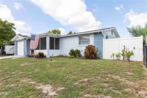 9035 Sterling Ln, PORT RICHEY