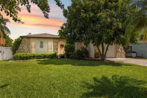 7711 Hatteras Dr, HUDSON