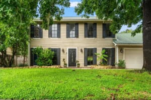 16502 COURSE DRIVE, TAMPA, FL 33624 - MLS#MFRW7878503