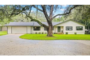 10245 E Trails End Rd, FLORAL CITY