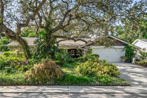8510 Hunting Saddle Dr, HUDSON