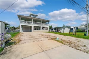 2730 COMANCHE POINT, CRYSTAL RIVER, FL 34429 - MLS#MFRW7878638