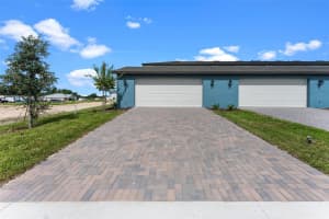 600 EMERALD GROVE DRIVE, APOPKA, FL 32703 - MLS#MFRW7878837
