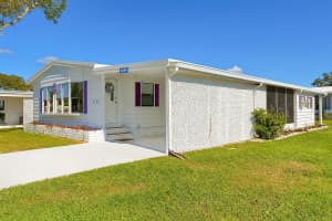 9303 HIGHPOINT BOULEVARD, BROOKSVILLE, FL 34613 - MLS#MFRW7879033