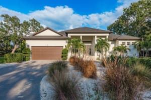 7811 BAY DRIVE, TAMPA, FL 33635 - MLS#MFRW7879067