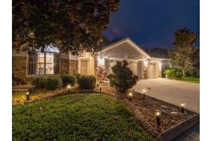 6935 RUNNER OAK DRIVE, WESLEY CHAPEL, FL 33545 Sold 11/06/25