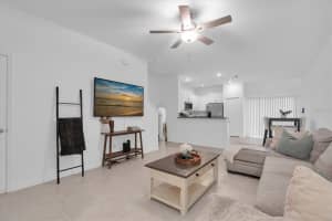 8211 CRESCENT OAKS DRIVE, NEW PORT RICHEY, FL 34655 - MLS#MFRW7879174