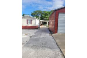 9529 Upland Dr, HUDSON