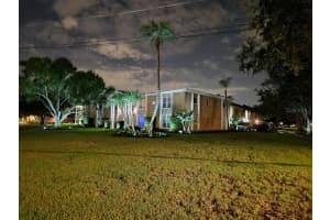 1050 RAFAEL BOULEVARD, ST PETERSBURG, FL 33704 - MLS#MFRW7879599