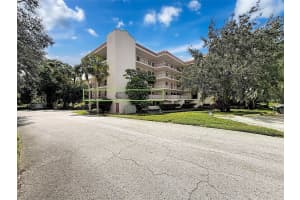 504 FLORIDA AVENUE, TARPON SPRINGS, FL 34689 - MLS#MFRW7879605