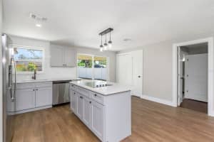 3513 BEECHWOOD BOULEVARD, TAMPA, FL 33619 - MLS#MFRW7879695