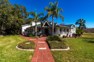 9215 RIDGE ROAD, NEW PORT RICHEY, FL 34654 - MLS#MFRW7879848