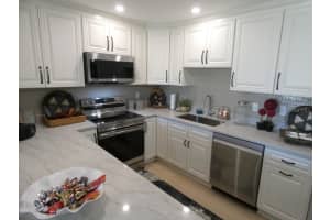 2740 WHITEBRIDGE DRIVE, PALM HARBOR, FL 34684 - MLS#MFRW7879860