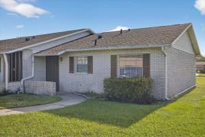 9529 FIELDVIEW CIRCLE, THONOTOSASSA, FL 33592 - MLS#MFRW7879883