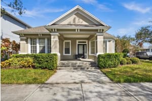 10001 Seymour Way, TAMPA