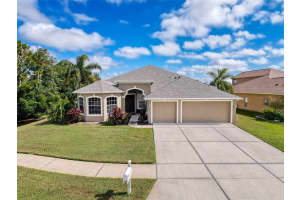 2422 WOOD POINTE DRIVE, HOLIDAY, FL 34691 - MLS#MFRW7880280