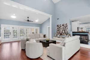 11602 LAKEVIEW DRIVE, NEW PORT RICHEY, FL 34654 - MLS#MFRW7880310