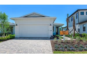 1352 Savoy Ln, DELAND