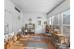 9006 CENTRAL AVENUE, BROOKSVILLE, FL 34613 Sold 12/12/25