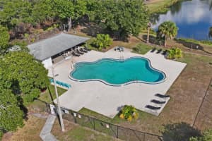 5121 LESHER COURT, TAMPA, FL 33624 - MLS#MFRW7880837