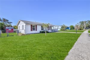 6352 SPRING HILL DRIVE, SPRING HILL, FL 34606 - MLS#MFRW7880849