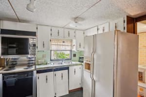 9310 KIOWA DR, NEW PORT RICHEY, FL 34654 - MLS#MFRW7881047