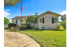 2320 FAIRMOUNT AVENUE, LAKELAND, FL 33803 - MLS#MFRW7881201