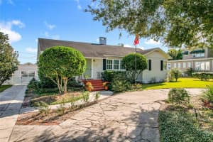 2320 FAIRMOUNT AVENUE, LAKELAND, FL 33803 - MLS#MFRW7881201