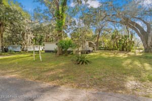 3617 CR 406, LAKE PANASOFFKEE, FL 33538 - MLS#MFRW7881279