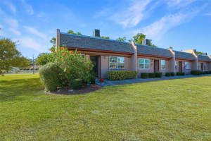 11203 PEMBRIDGE COURT, PORT RICHEY, FL 34668 - MLS#MFRW7881617